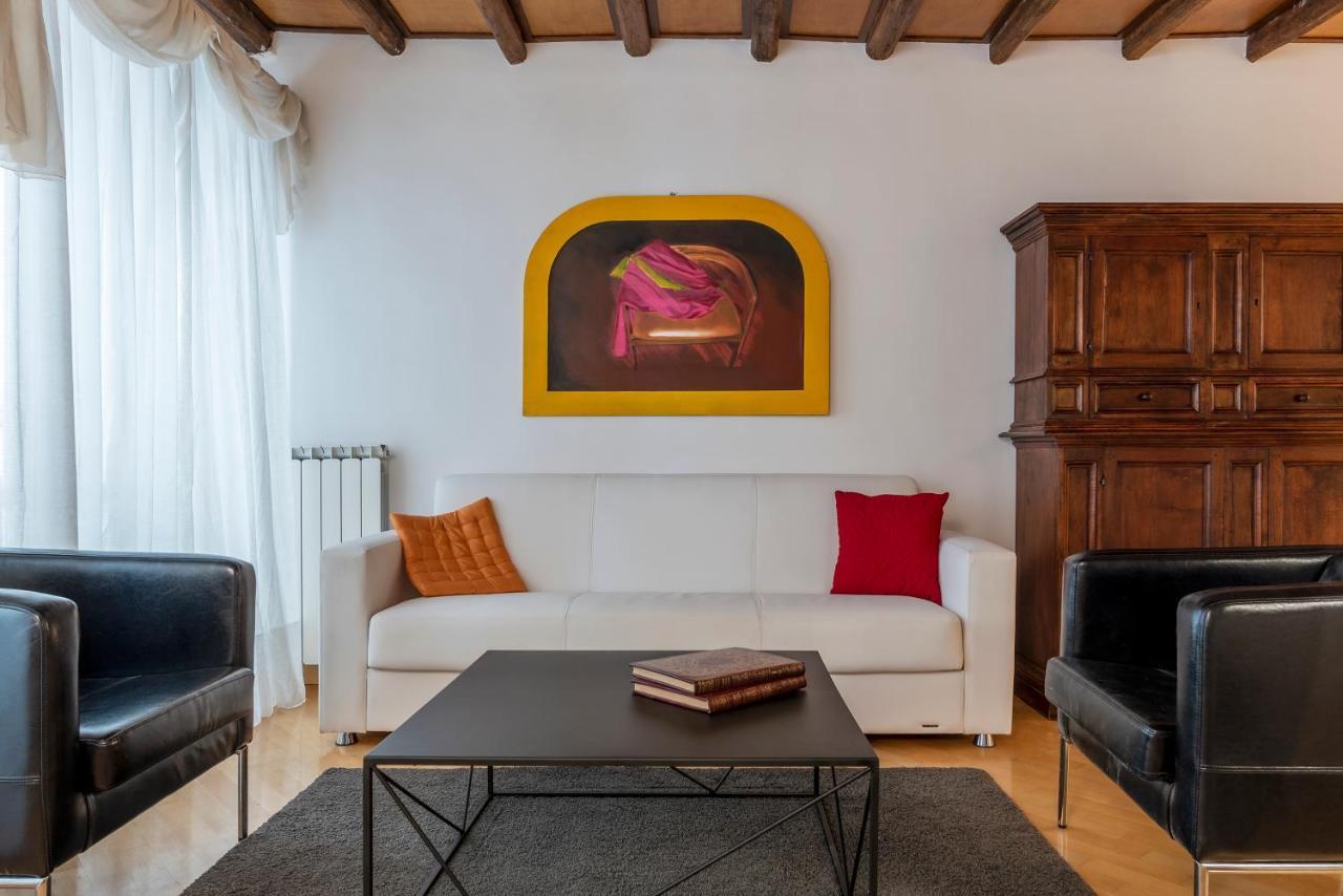 Pantheon View Apartment Rome Buitenkant foto