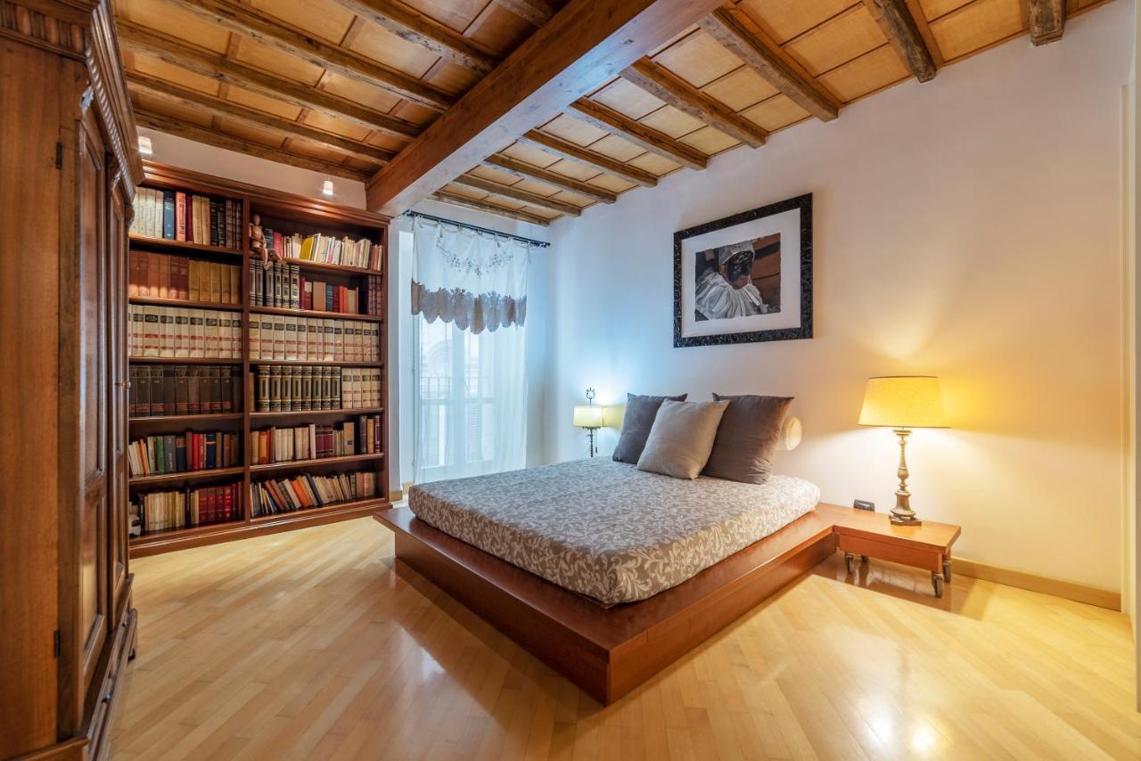 Pantheon View Apartment Rome Buitenkant foto