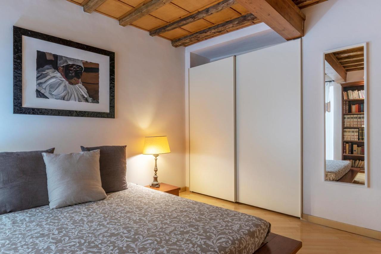 Pantheon View Apartment Rome Buitenkant foto